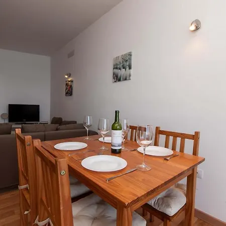 Cristianmar Apartment